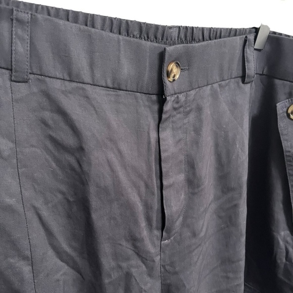 NWT Torrid Relaxed Taper Studio Lycell Linen High Rise Cargo Pants - Picture 6 of 11